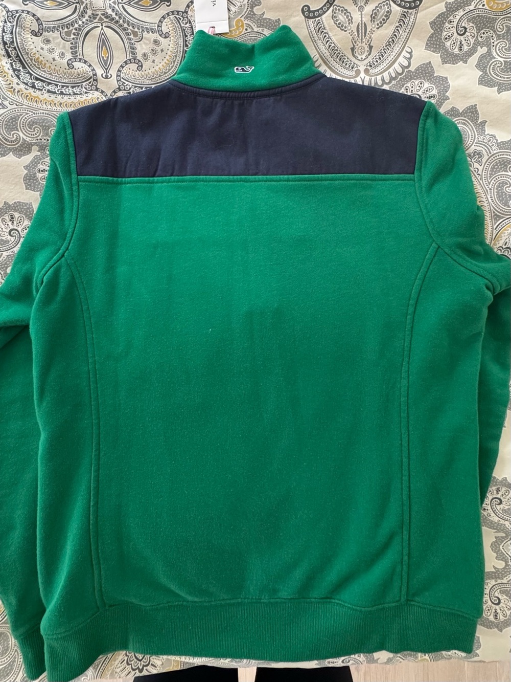 NEW Women Vineyard Vines Green Quarter-Zip Shep Shirt with Navy Shoulder Panels - Picture 5 of 5